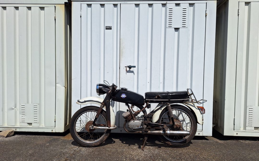 Hercules MK 4 M Moped Mokick mit 4-Gang Fußschaltung