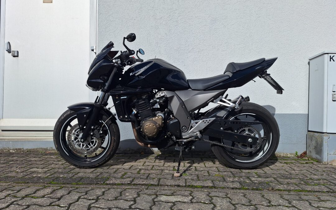 Kawasaki Z 750 in einer richtig tollen Farbkombination