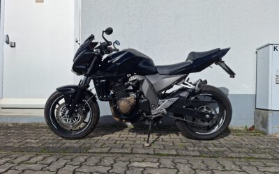 Kawasaki Z 750 in einer richtig tollen Farbkombination