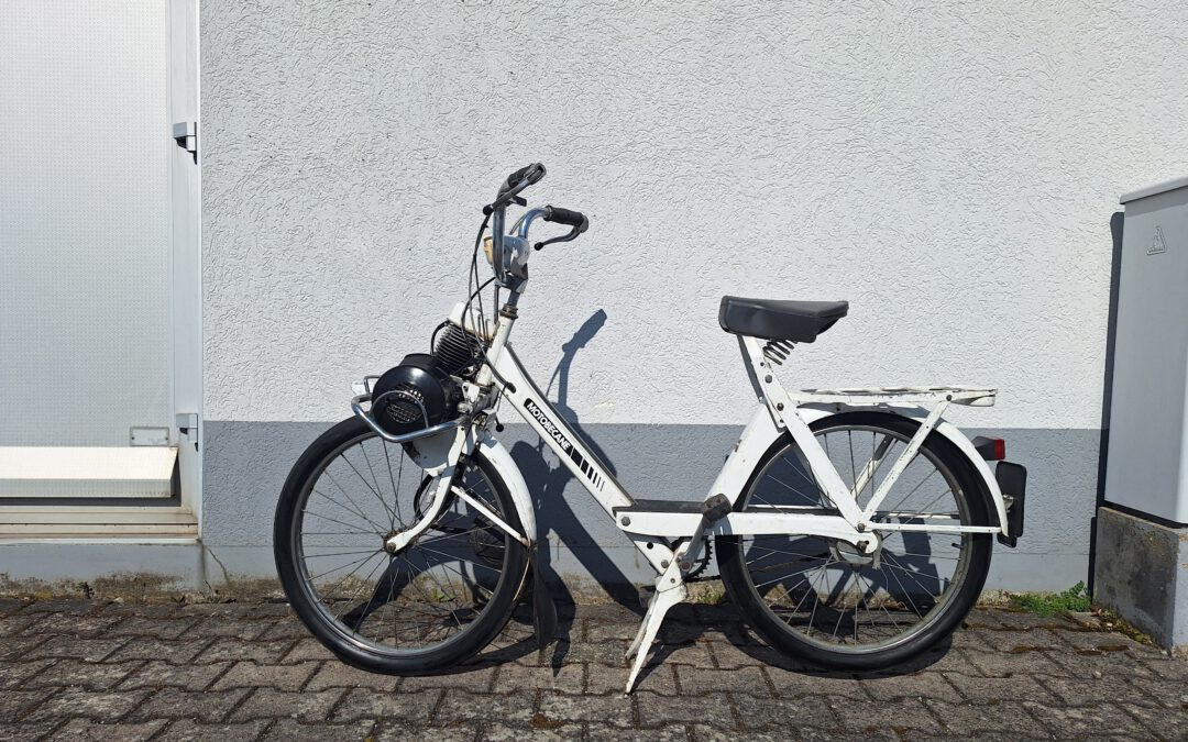 super schöne Motobecane Velosolex 3800 in weiss Baujahr 1984
