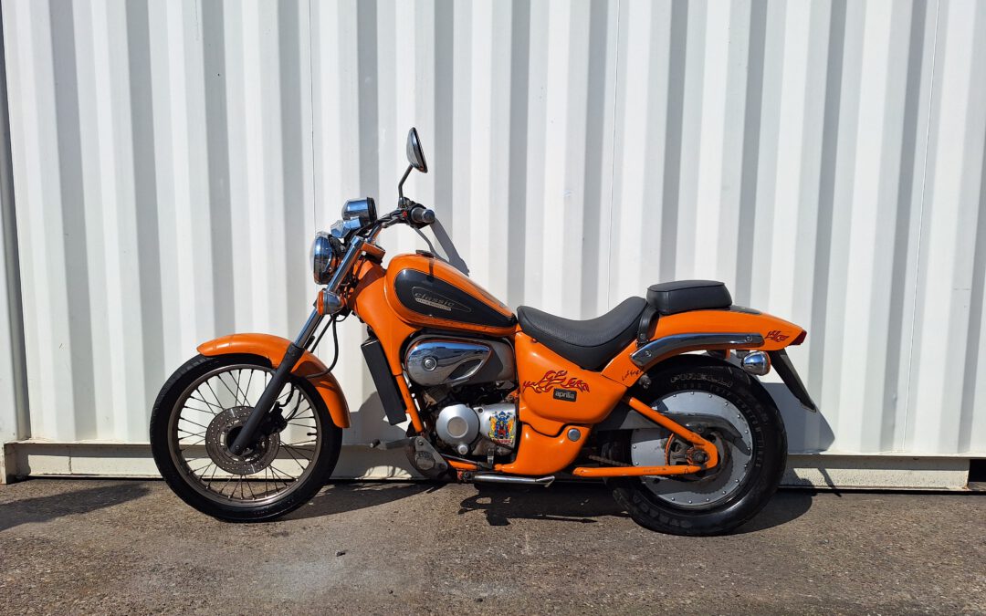 Aprilia Red Rose 50 Moped Mokick im Shopper-Style