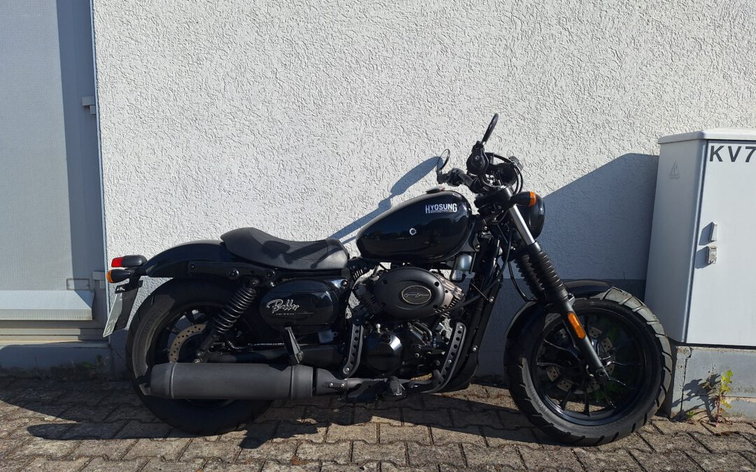 Hyosung GV 300S Bobber NUR 1500km absolut NEUWERTIG